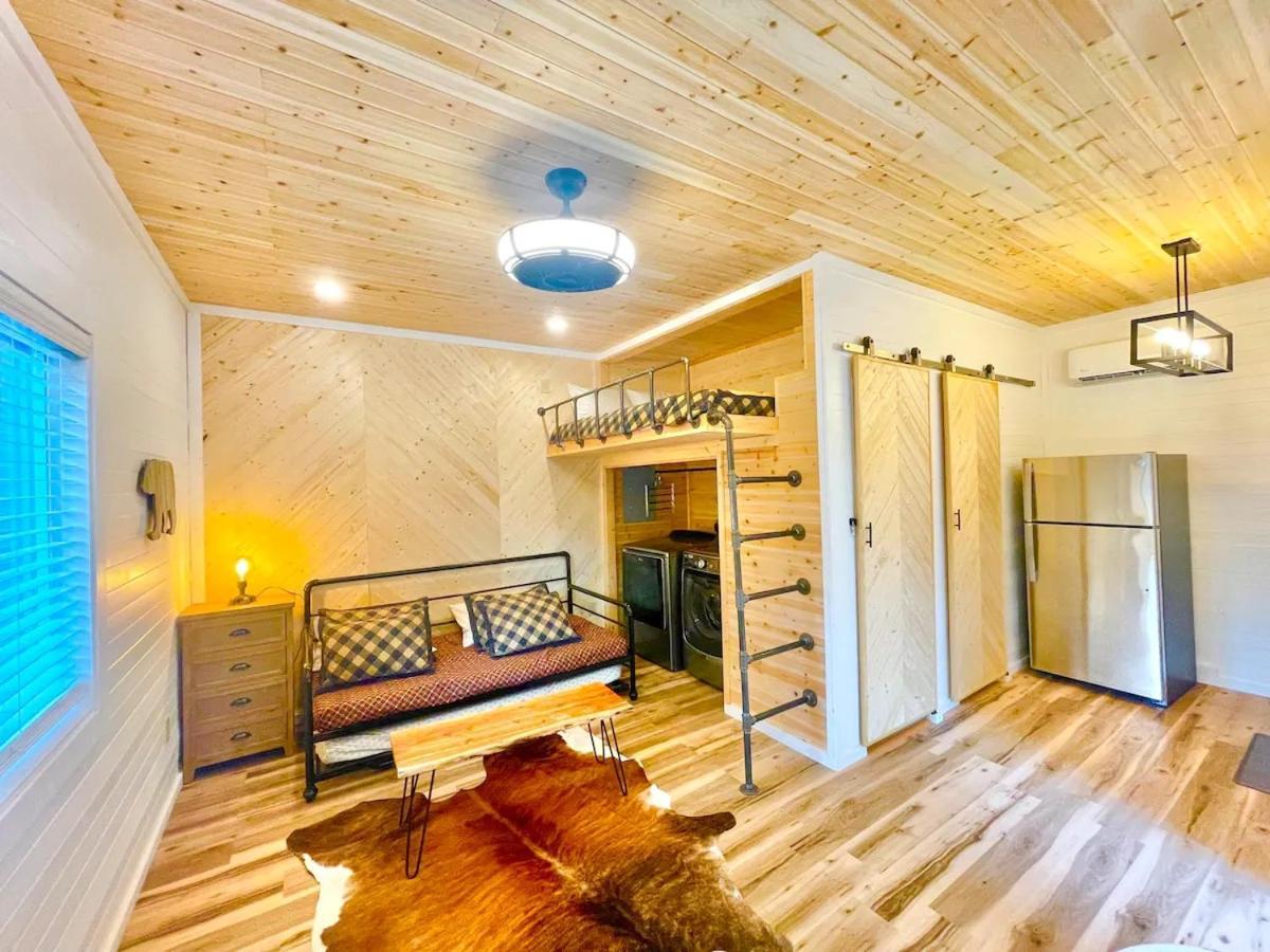 New Tiny Cabin Hot Tub Firepit Fenced Yard Sevierville Zewnętrze zdjęcie